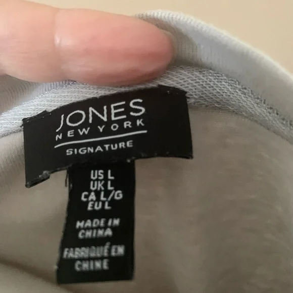 Top - Picture 3 of 3